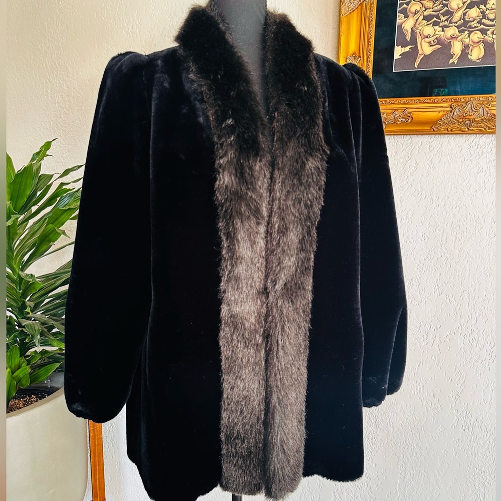 Vintage Jordache USA MobWife Coat
